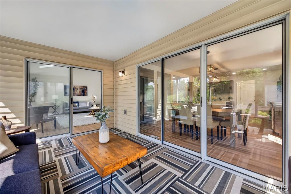 Jamestowne One - Residential