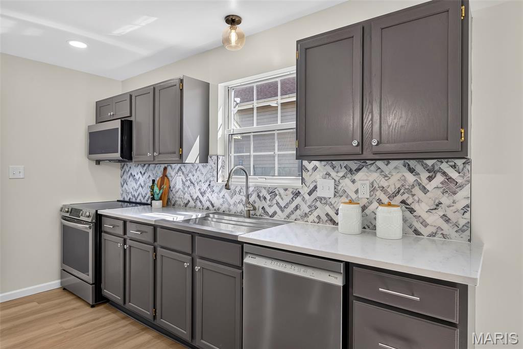 Jamestowne One - Residential