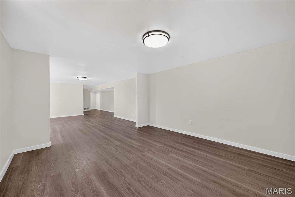 Jamestowne One - Residential