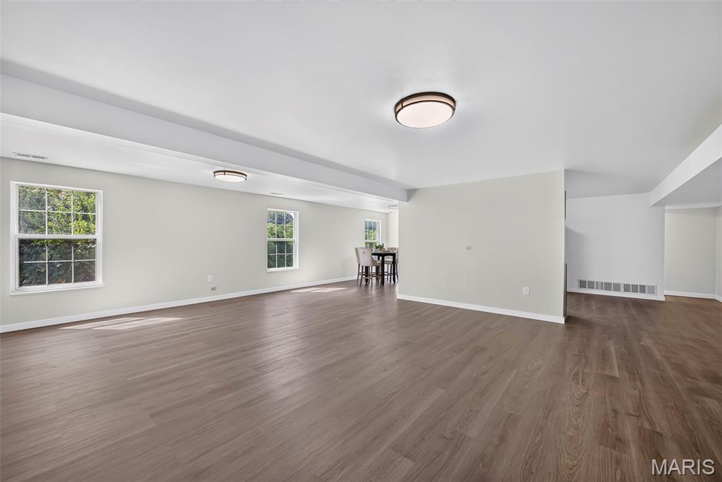 Jamestowne One - Residential