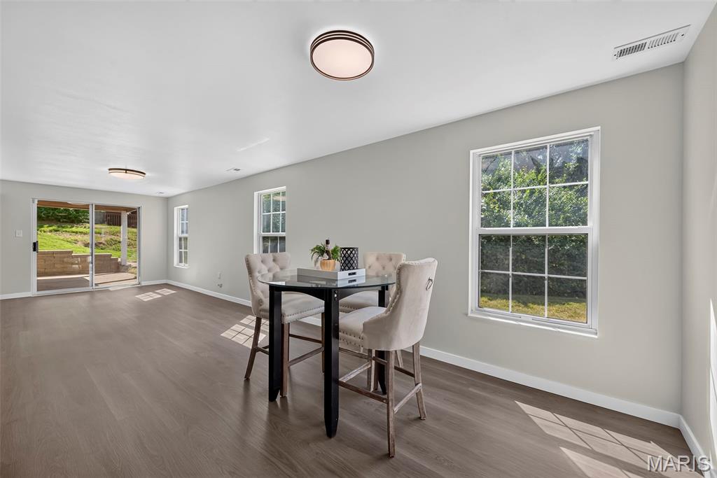 Jamestowne One - Residential