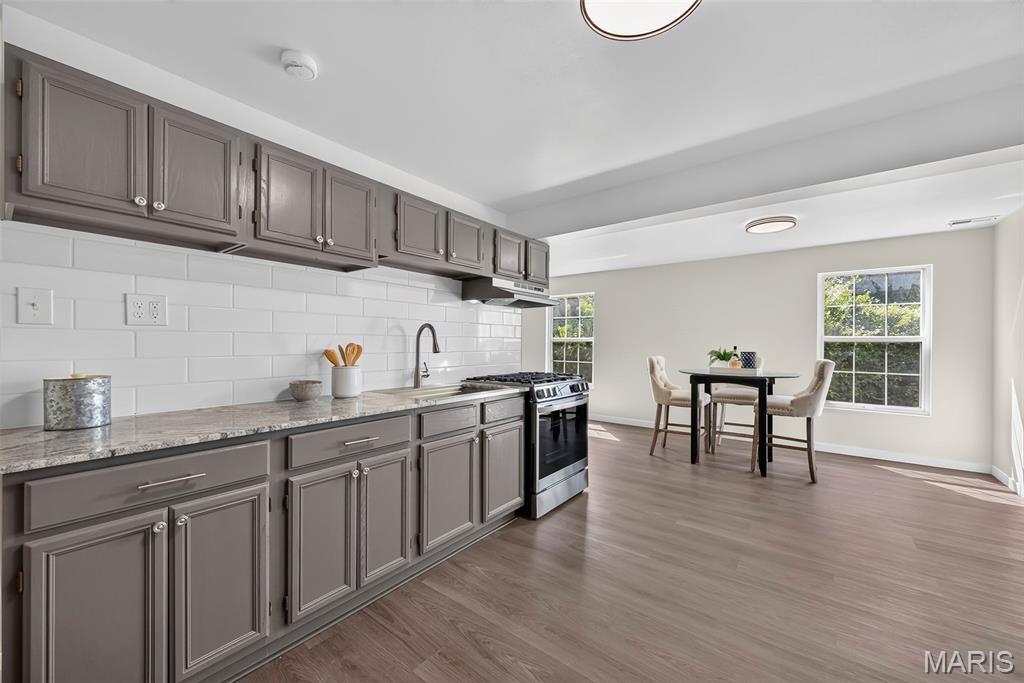 Jamestowne One - Residential