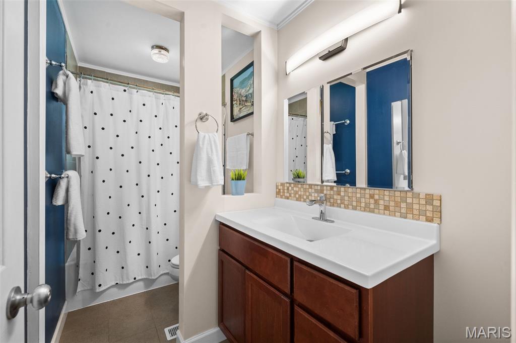 Westglen Estates 5 - Residential