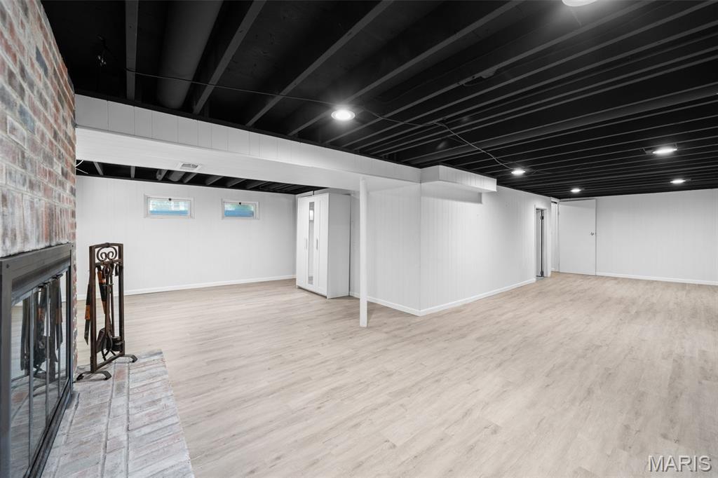 Westglen Estates 5 - Residential
