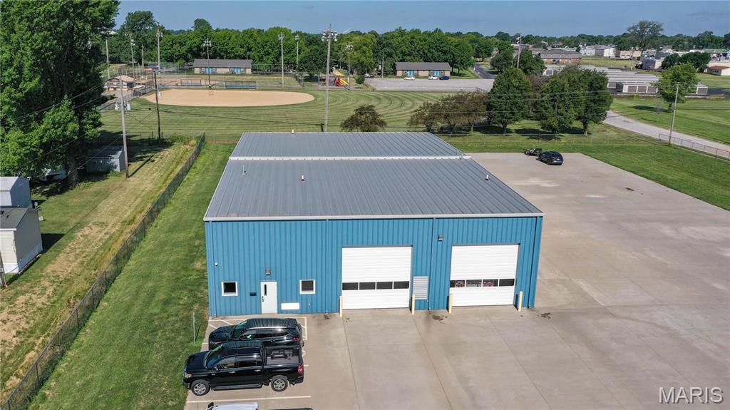 Moreland Commerce Park - Commercial Sale