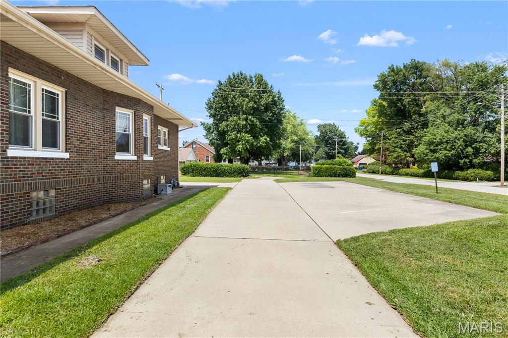 Maryland Place - Commercial Sale