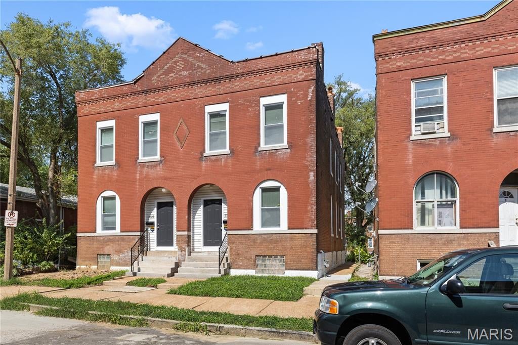 St Louis Commons Add - Residential