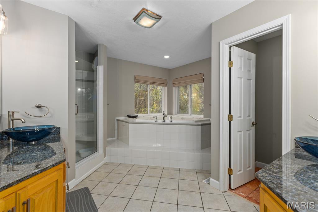 Deer Hollow - Residential