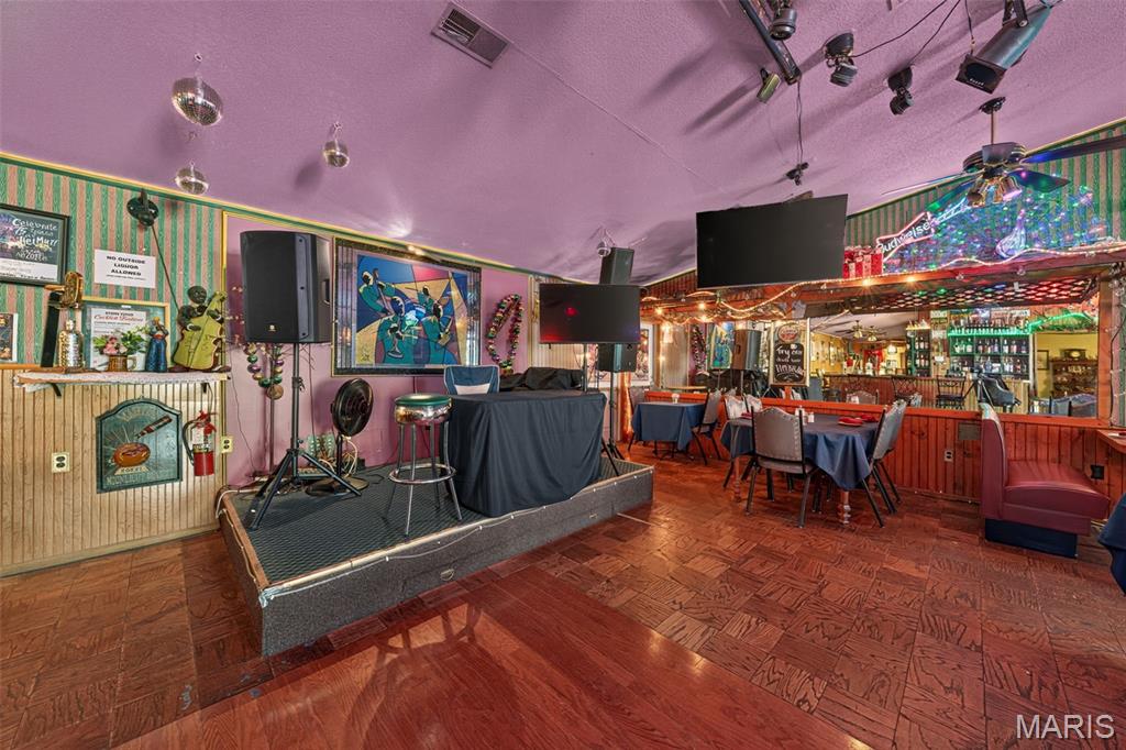 N/A - Commercial Sale