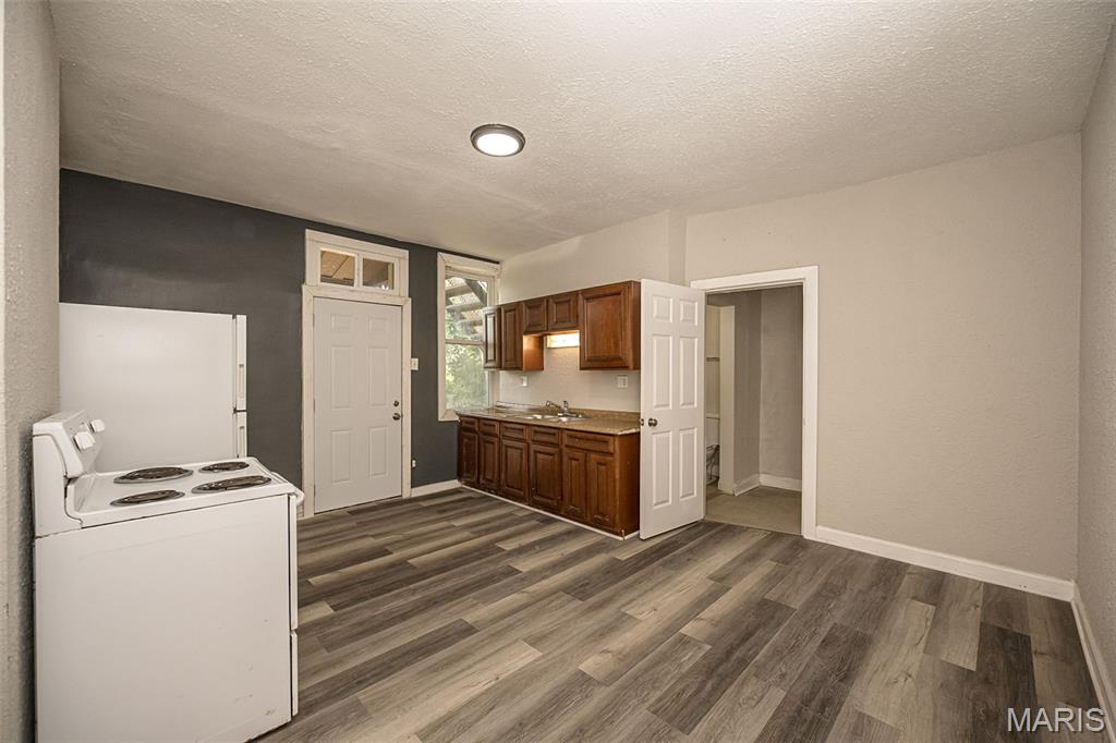 Tyler Place - Residential Income
