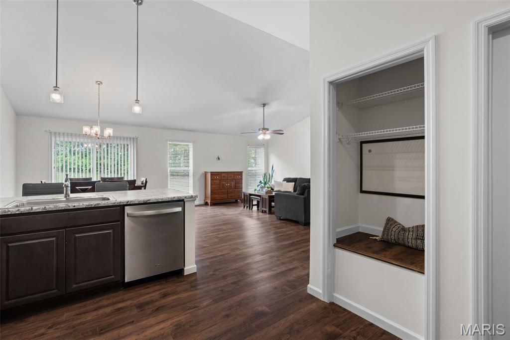 Oaks At Lexington #5 - Residential