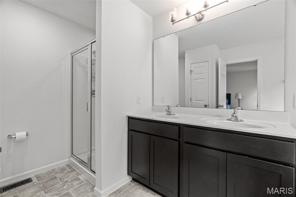 Oaks At Lexington #5 - Residential