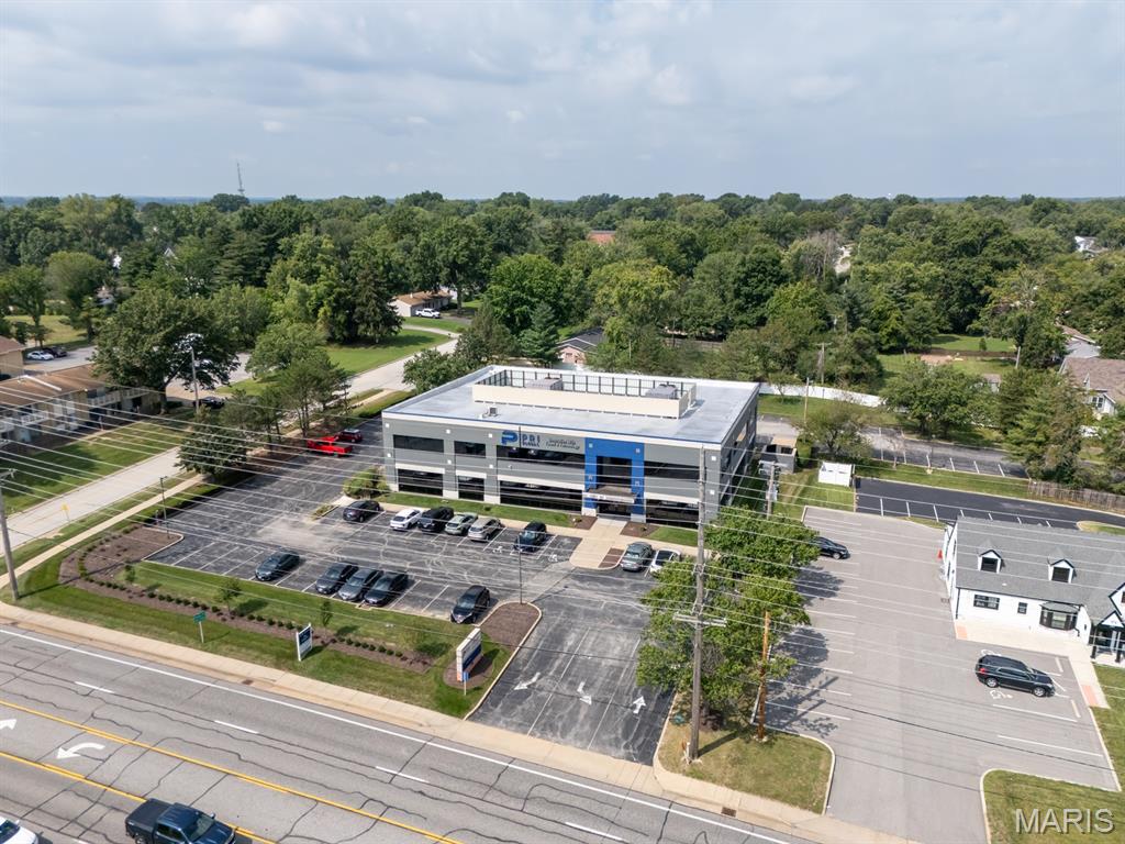 Jacobs Add To Hutchinsons - Commercial Sale