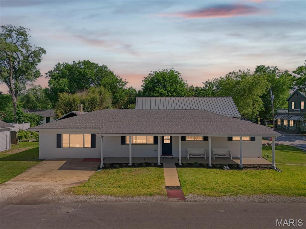 Town Kimmswick - Commercial Sale