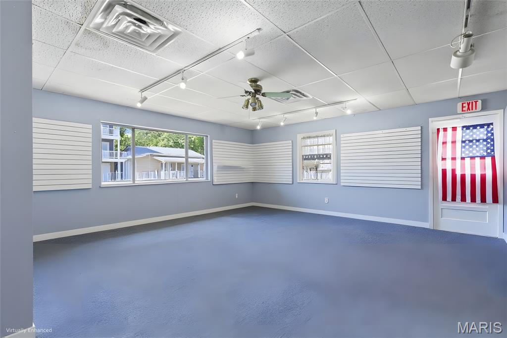 Town Kimmswick - Commercial Sale