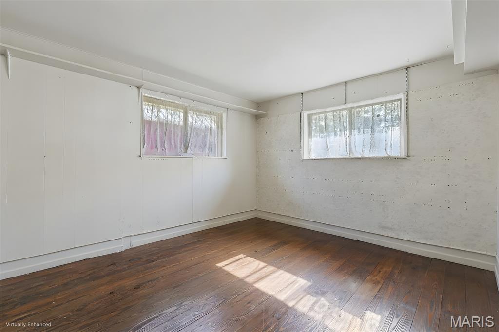 Town Kimmswick - Commercial Sale
