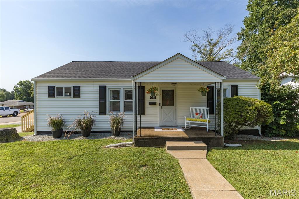 CUTER THAN A BUTTON & MOVE-IN READY! This adorable 2-bedroom, 1-bath home is packed with charm, fresh updates, and a layout that makes great use of every space. Situated on a corner lot with curb appeal that immediately catches your eye, this one feels welcoming from the moment you pull up.
Step inside to find brand-new flooring, fresh paint and trim, and plenty of comfortable living space. A versatile flex area just off the side entrance adds even more functionality and would make a great home office, mudroom, hobby space, or extra sitting area.
With two comfortable bedrooms, a well-appointed bathroom, and a brand-new roof, many of the big updates have already been taken care of. Cute, clean, functional, and ready for its next owner—this little home has a lot to love!
Outside, the fully fenced backyard is ready for kids, pets, gardening, or simply enjoying a little fresh air. The covered back deck is going to be the perfect spot for cool fall evenings, morning coffee, or winding down at the end of the day. There’s also a one-car garage with workshop space—perfect for the DIYer, hobbyist, or anyone who needs a little extra room for projects and storage.
Conveniently located near downtown, you’ll be close enough to enjoy the restaurants, shops, and local happenings, while still tucked away from the hustle and bustle. Cute as a button, loaded with updates, and packed with personality—this one is going to be hard to resist!