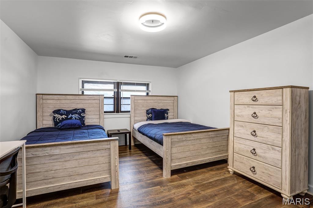 Knollwood - Residential