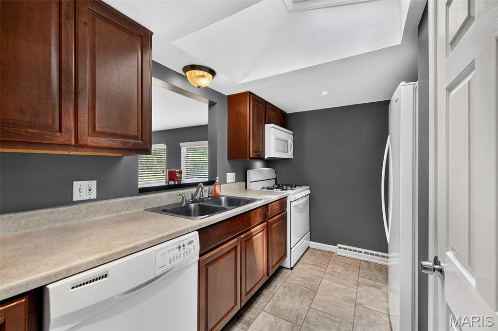 Creekwood Terrace - Residential