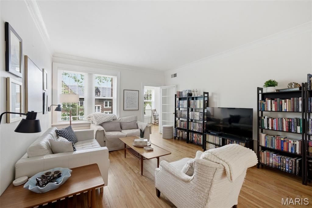 6306 Southwood Condo - Residential