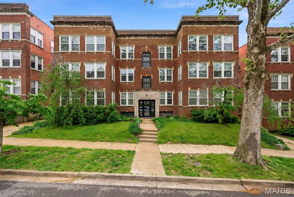 6306 Southwood Condo - Residential