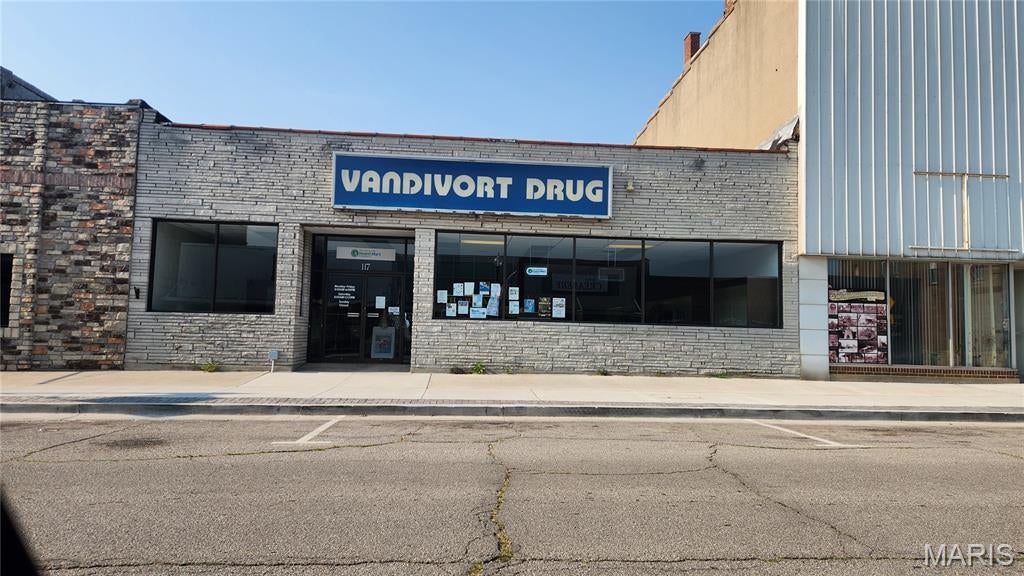 117 W 4th St in Salem, Missouri is a commercial property with a historic 1920 building spanning over 13,000 square feet, offering strong investment potential.
Key Property Details
 Address: 117 W 4th St, Salem, MO 65560
 Listed Price: $380,000
 Building Size: 13,414 sq. ft 
 Year Built: 1920
 Construction Type: Masonry with concrete foundation and built-up roof
 Heating & Cooling: Central air and 4 natural gas furnaces
Lot Size: 0.2837 acres / 12,358 sq. ft with city street frontage
 Ownership: Bank-owned
 Taxes: $2,958 for the year 2025 
Property Use and Features
Current Use: Commercial/Investment 
Special Conditions: indicates a commercial focus with potential for various business uses.
Frontage & Access: Directly on 4th Street with easy public access.
117 W 4th St is a sizeable historic property located in the business district of Salem, MO. Its bank-owned status and large floor space may suit commercial investment opportunities, office space, or redevelopment projects. Tax history shows stability. 
This property offers a blend of historic character and commercial potential, strategically placed in Salem's city center with nearby amenities and schools. 
The upstairs of this building could be great living quarters with 3 bathrooms  or could be 3 apartments.