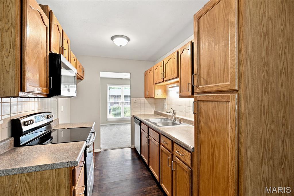 Country Wood Estates 03 - Residential