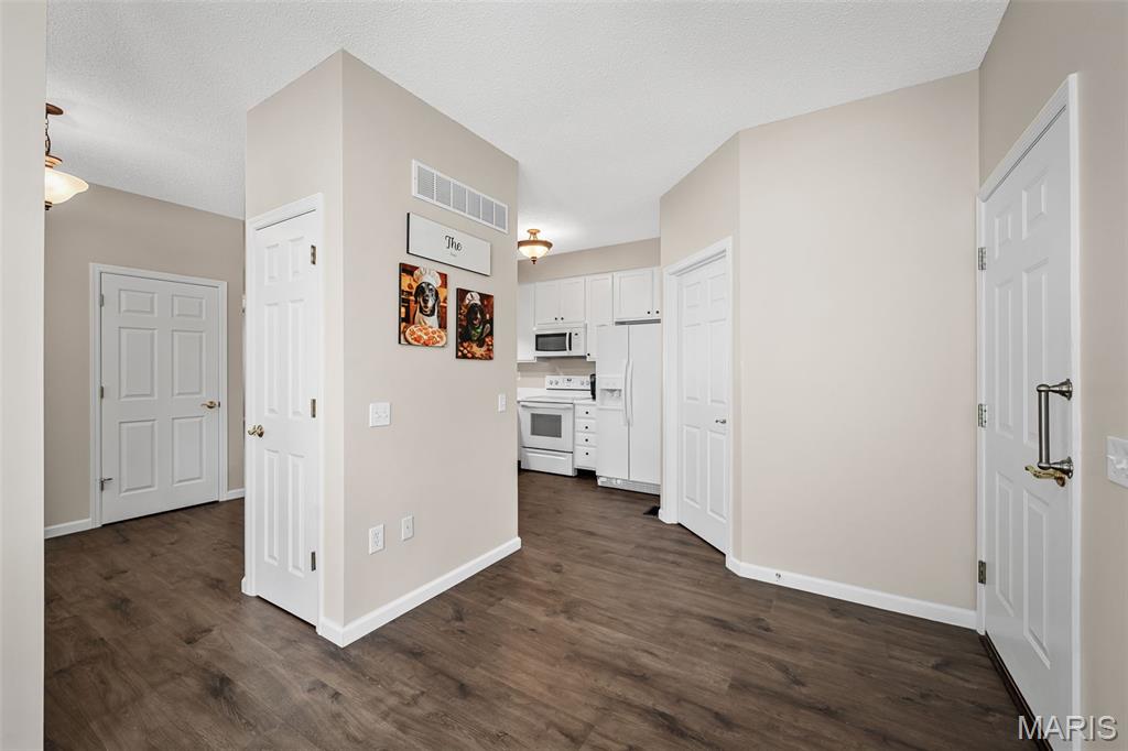 Heritage Of Hawk Ridge #2 - Residential