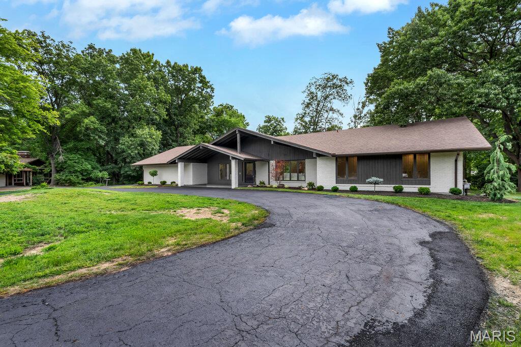 Meadowbrook Country Club Estates - Residential