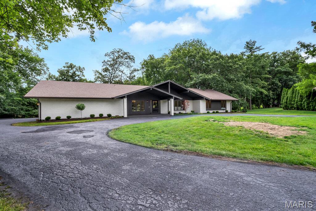 Meadowbrook Country Club Estates - Residential
