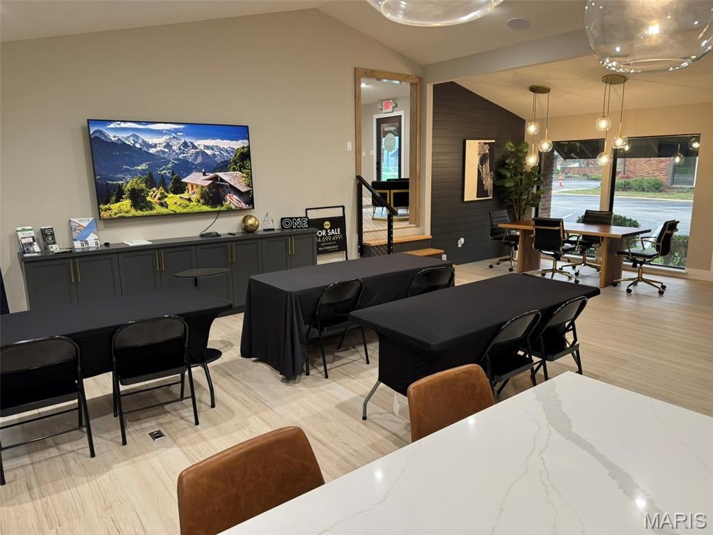 Clarkson Executive Park Condo - Commercial Lease