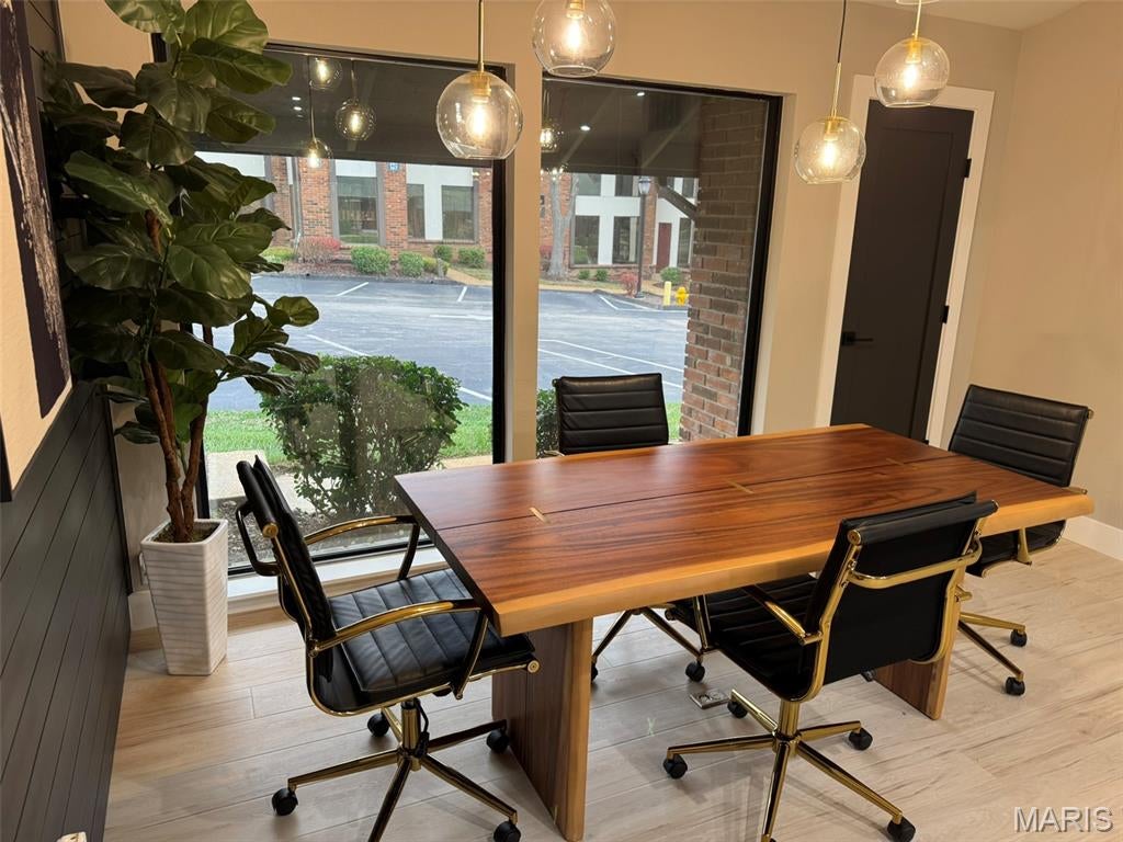 Clarkson Executive Park Condo - Commercial Lease