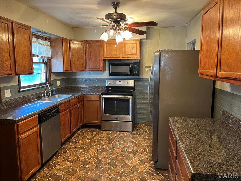 Middle Carlyle - Residential