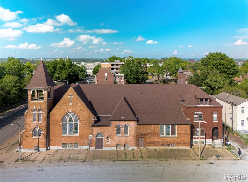 Bissells Add - Commercial Sale