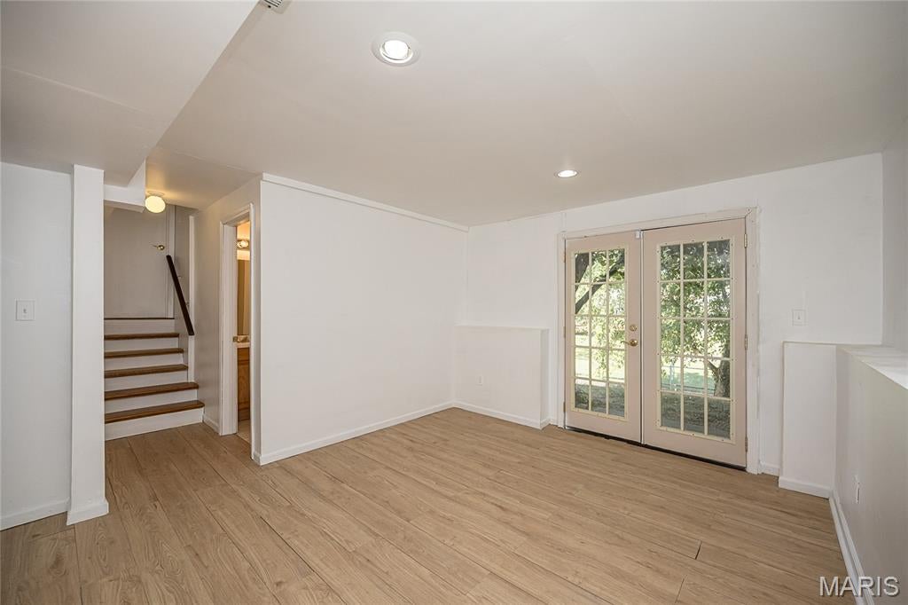 Creekwood Manor - Residential