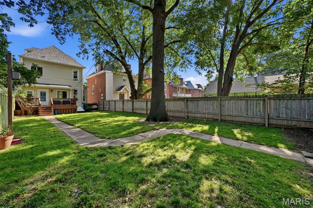 Russell Estate - Residential