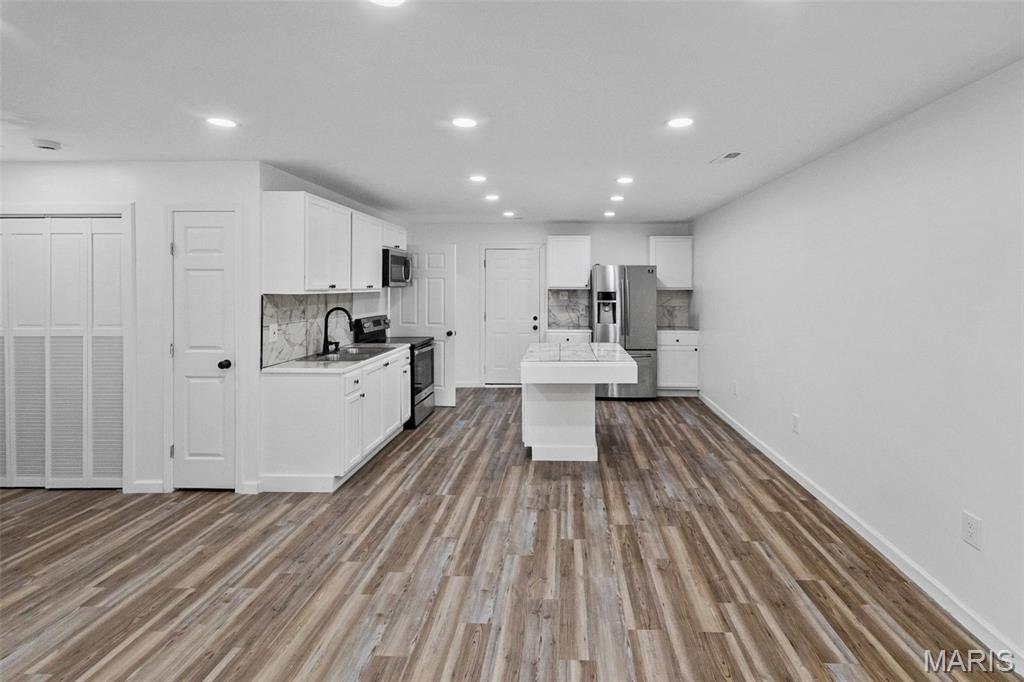 Parklane Manor - Residential