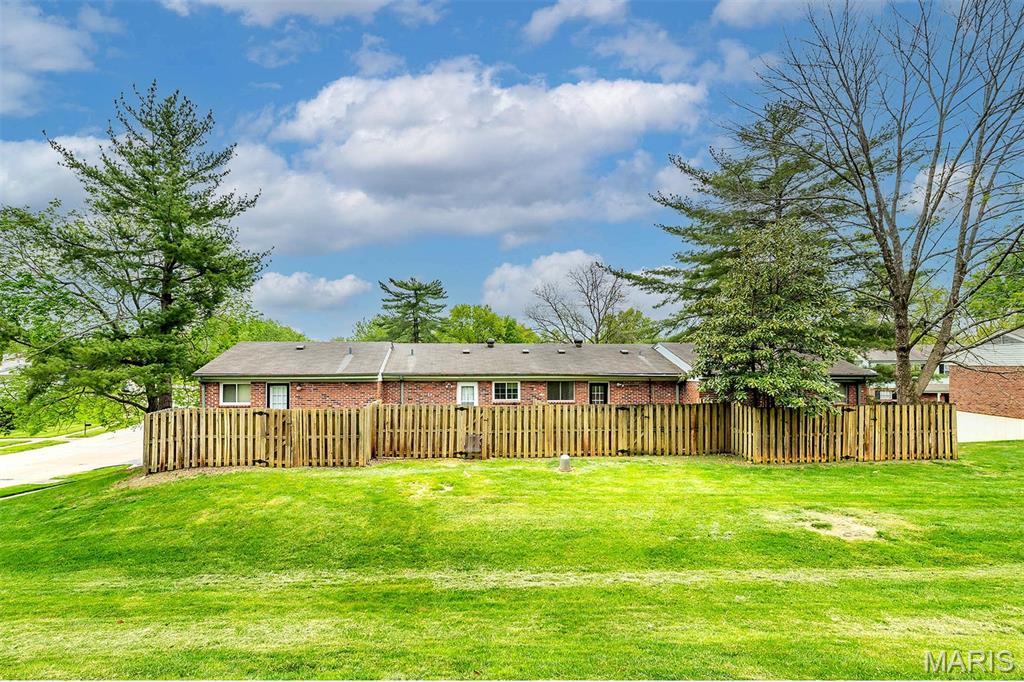 San Luis Hills Condo Amd - Residential