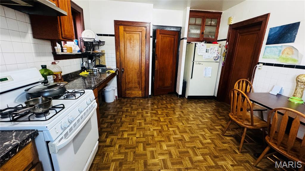 Grand Gravois Park Add - Residential Income