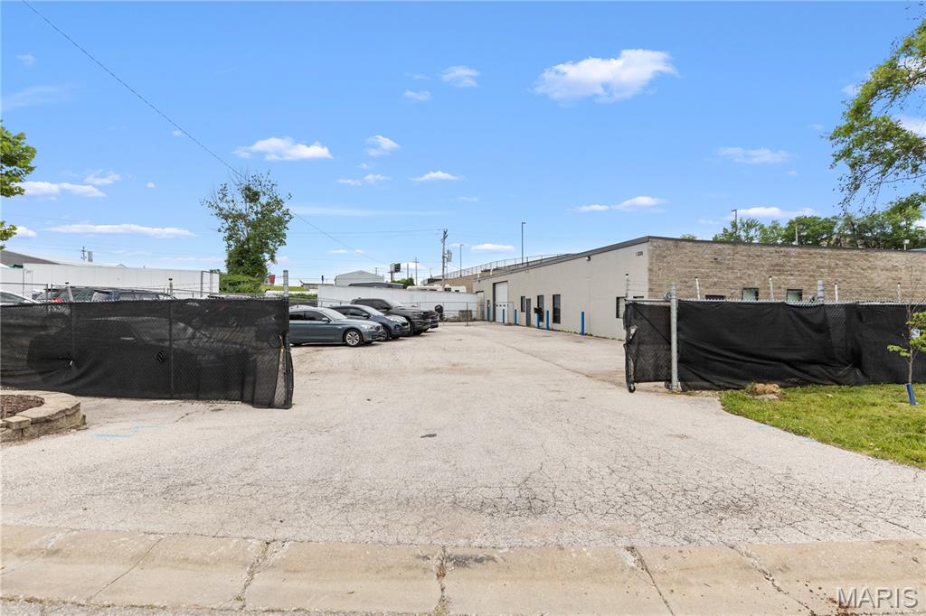 Charlestown Ind Park - Commercial Sale