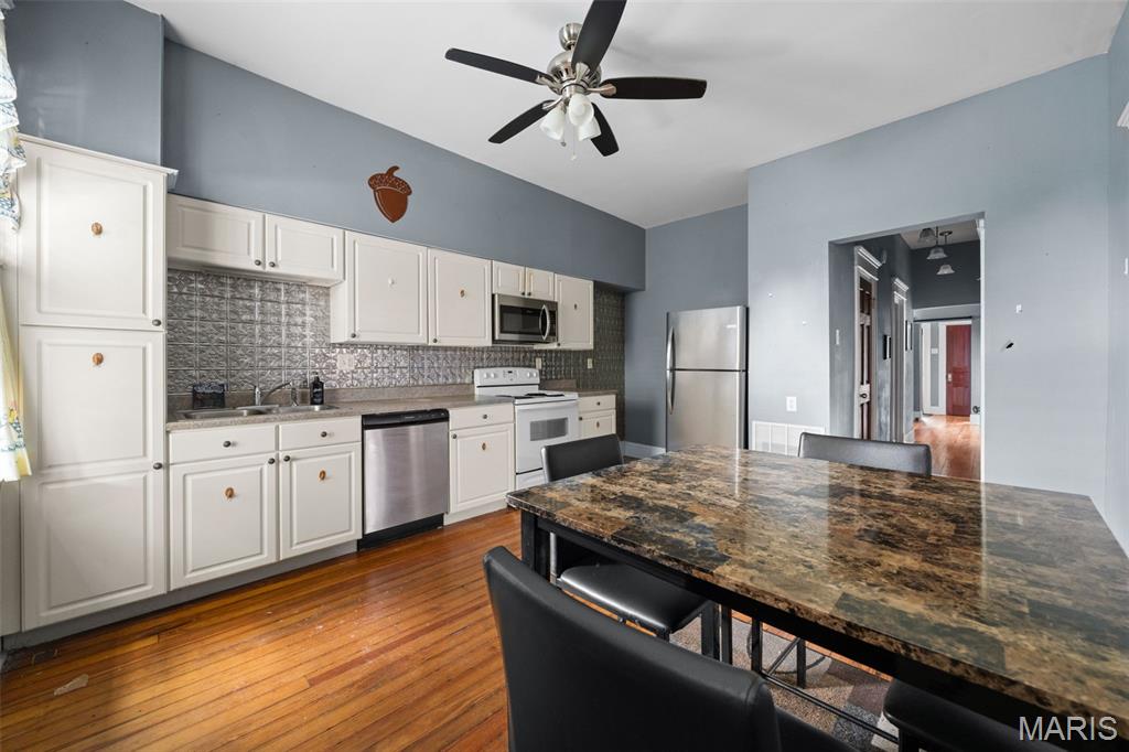 Central Carondelet Add - Residential