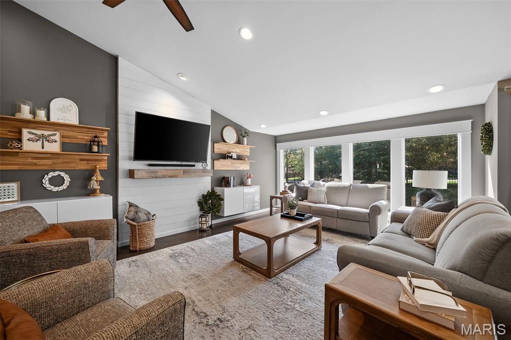 Grants View Two - Residential