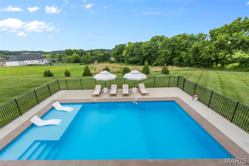 Touchdown Rdg 2 - Residential