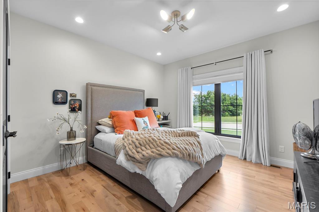 Touchdown Rdg 2 - Residential