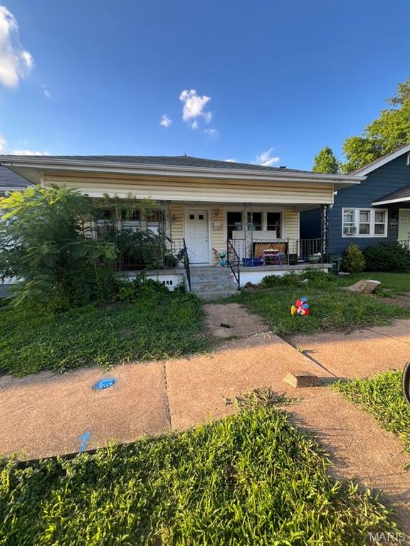 Clifton Heights Rehab Opportunity!  Traditional Bungalow style house with walk out basement. House features 2 bedrooms and 1 bathroom. Systems and Roof also look to be in solid shape. Interior is dated and will need a facelift. Flooring, light fixtures, and paint is all older. Great neighborhood with strong comps. Low Average Days On Market in this area. Whether you're an investor looking for a property to renovate or a homeowner looking to personalize, this home offers a solid foundation and tons of equity to make your own. Property To Be Sold As-Is, seller to make no repairs.
