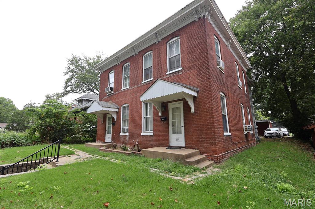 Investment opportunity in Belleville! This spacious brick duplex offers two 3-bedroom, 1-bath units with a combined scheduled rental income of $2,750 per month. One unit is currently tenant occupied, with the second scheduled for occupancy, offering the next owner an opportunity to step into a property with income already in place.
Inside, you'll find generous room sizes, hardwood flooring, built-in shelving, abundant natural light, and recent updates including fresh paint and updated kitchen countertops. Each unit also features its own private basement with separate laundry hookups, providing additional storage and convenience.
Outside, the property includes a detached 2-car garage, plus additional concrete parking in the rear with alley access. Whether you're looking to grow your rental portfolio or make your first multifamily investment, this property offers space, character, and income potential all in one.
Offered at $243,000 and being sold AS-IS. Schedule your showing and take a closer look at what 609 E C Street has to offer!