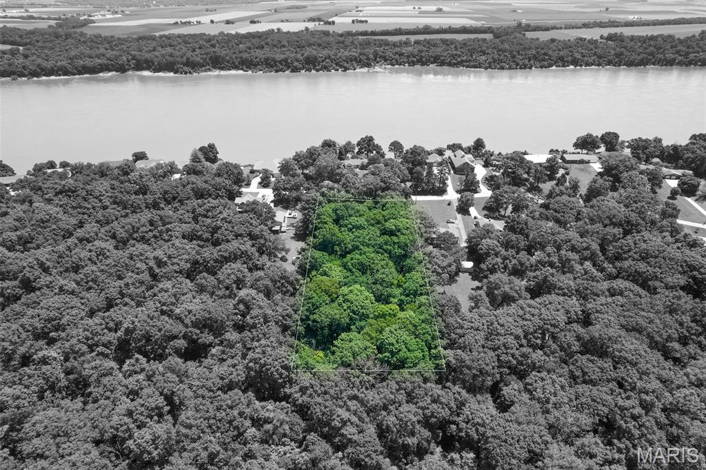Werthwoods - Land