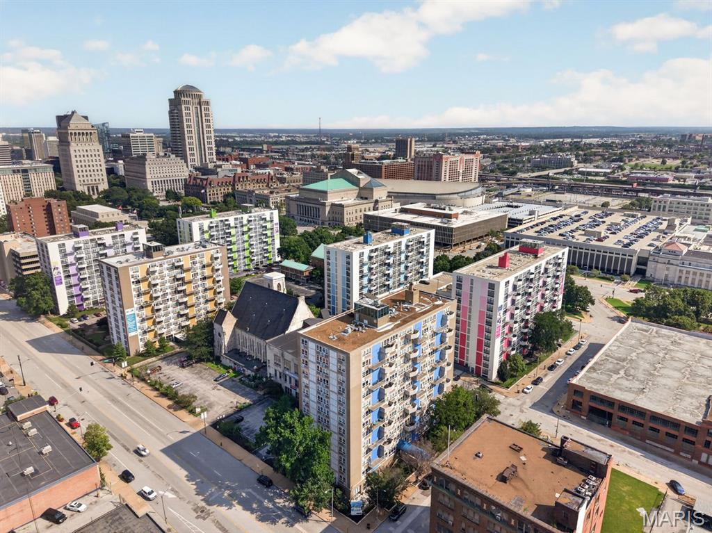 Blu Condos - Residential