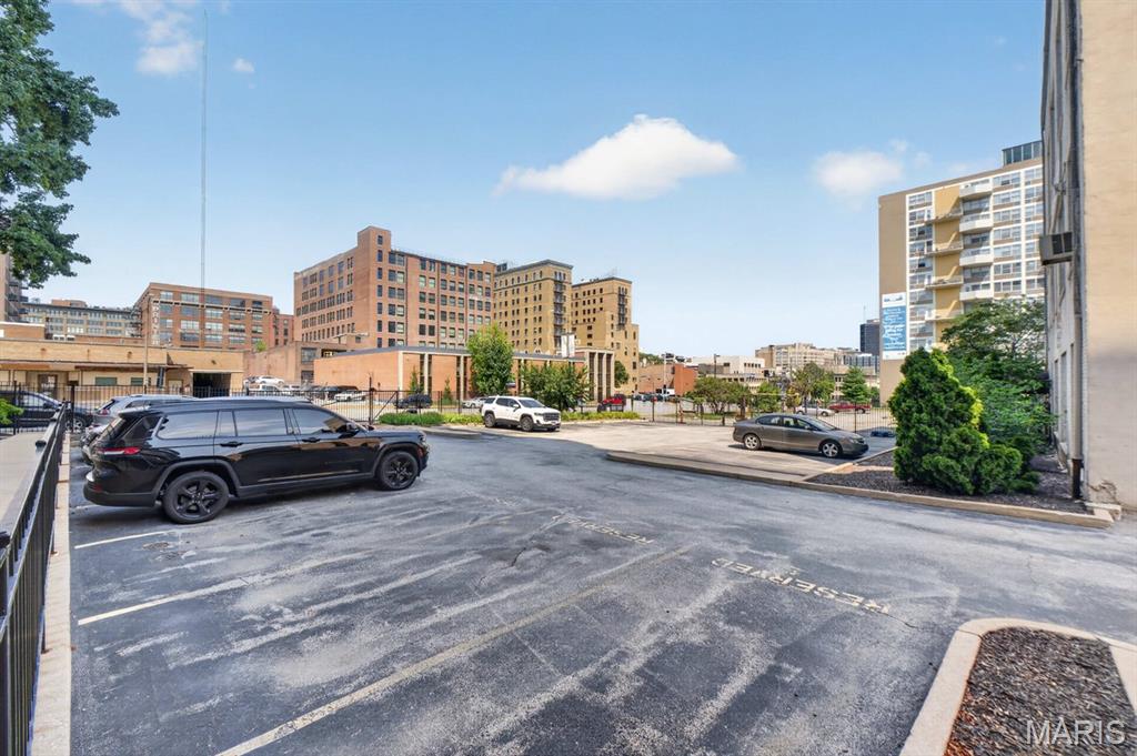 Blu Condos - Residential