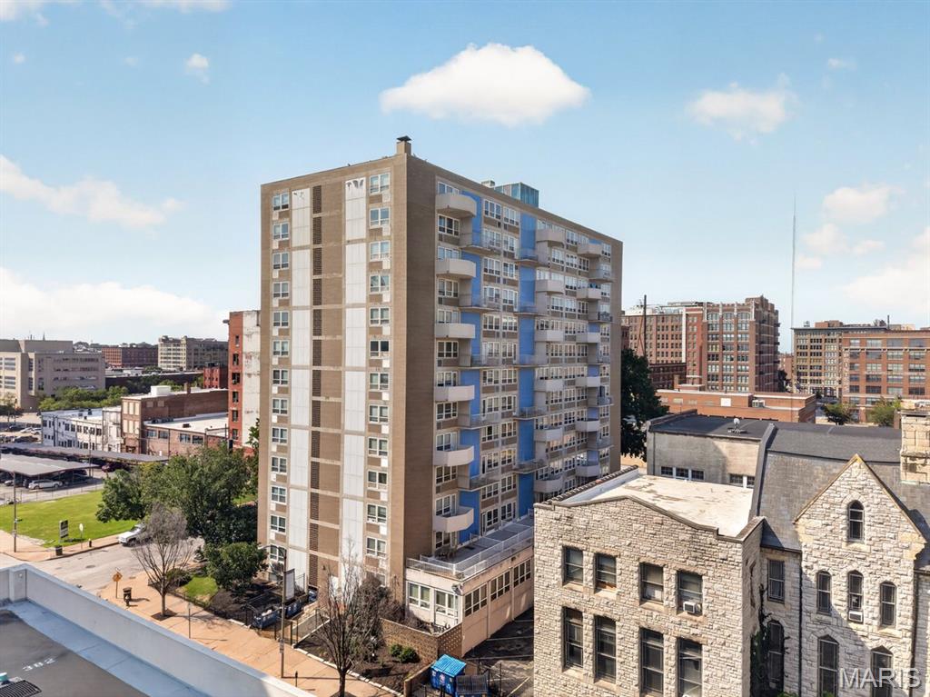 Blu Condos - Residential